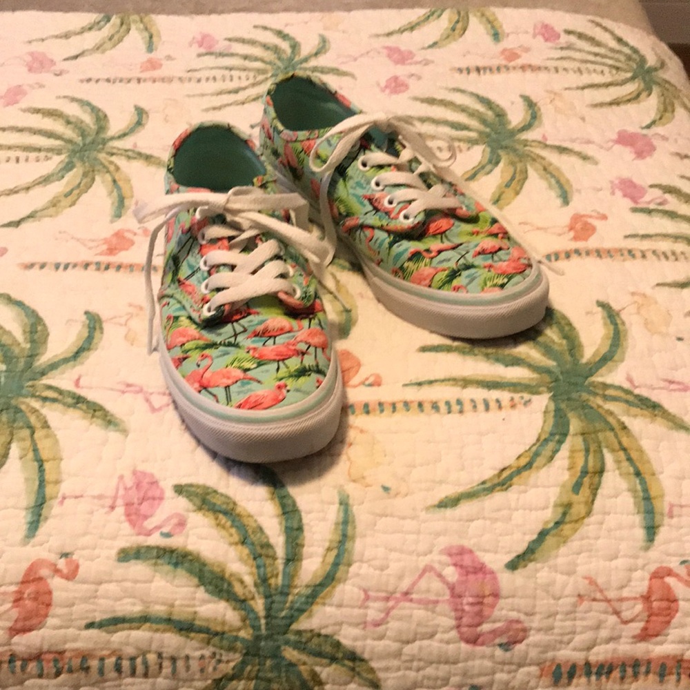 Vans- flamingo design